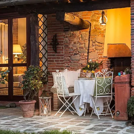 Vila In Tuscany Near Lucca And Pistoia