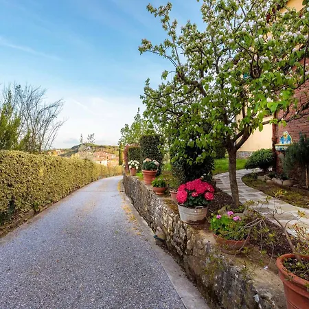 In Tuscany Near Lucca And Pistoia Vila *